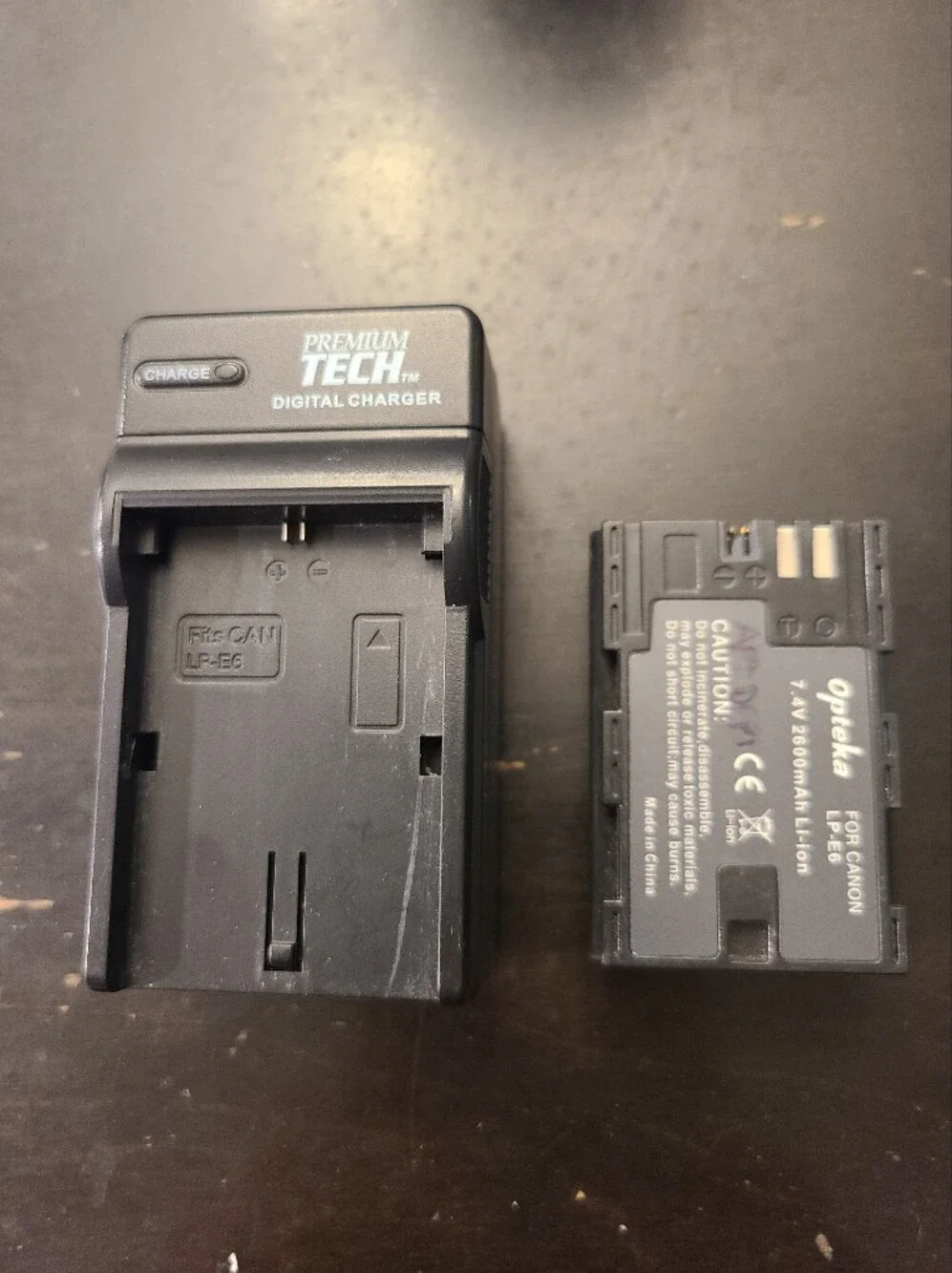 Premium Tech Opteka LP-E6 Battery& Charger for Canon EOS 70D, 5Ds, 6D, 7D Camera